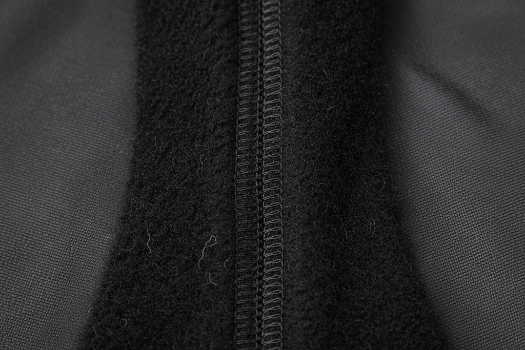 Sculpt Fleece Leggings - Detail