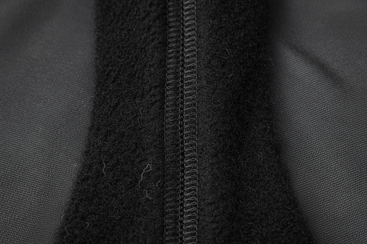 Sculpt Fleece Leggings - Detail